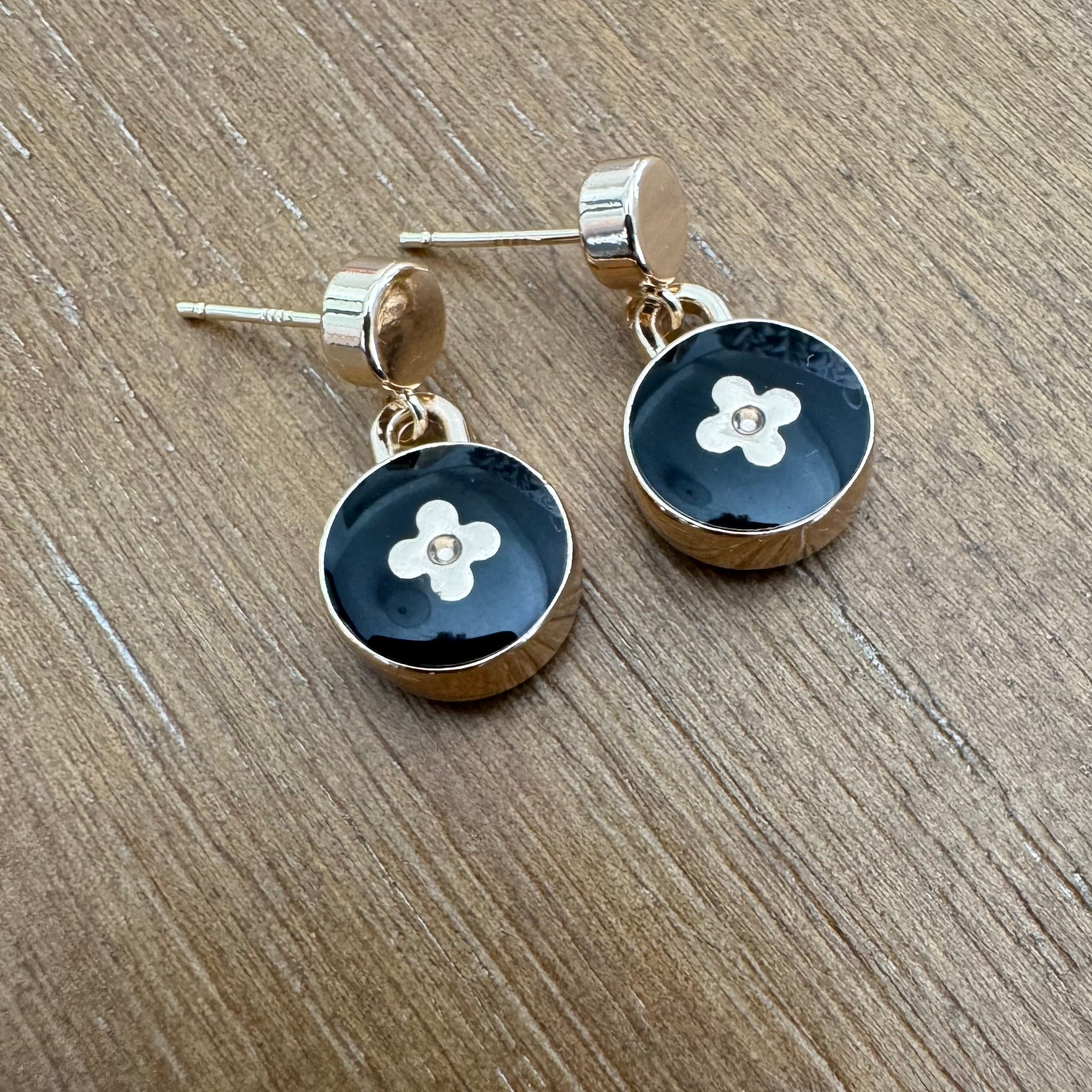 Black Clover Post Earrings