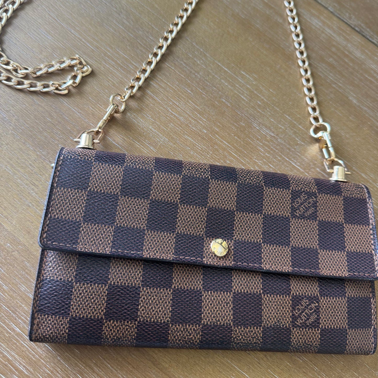 Sarah Brown Damier Wallet Crossbody