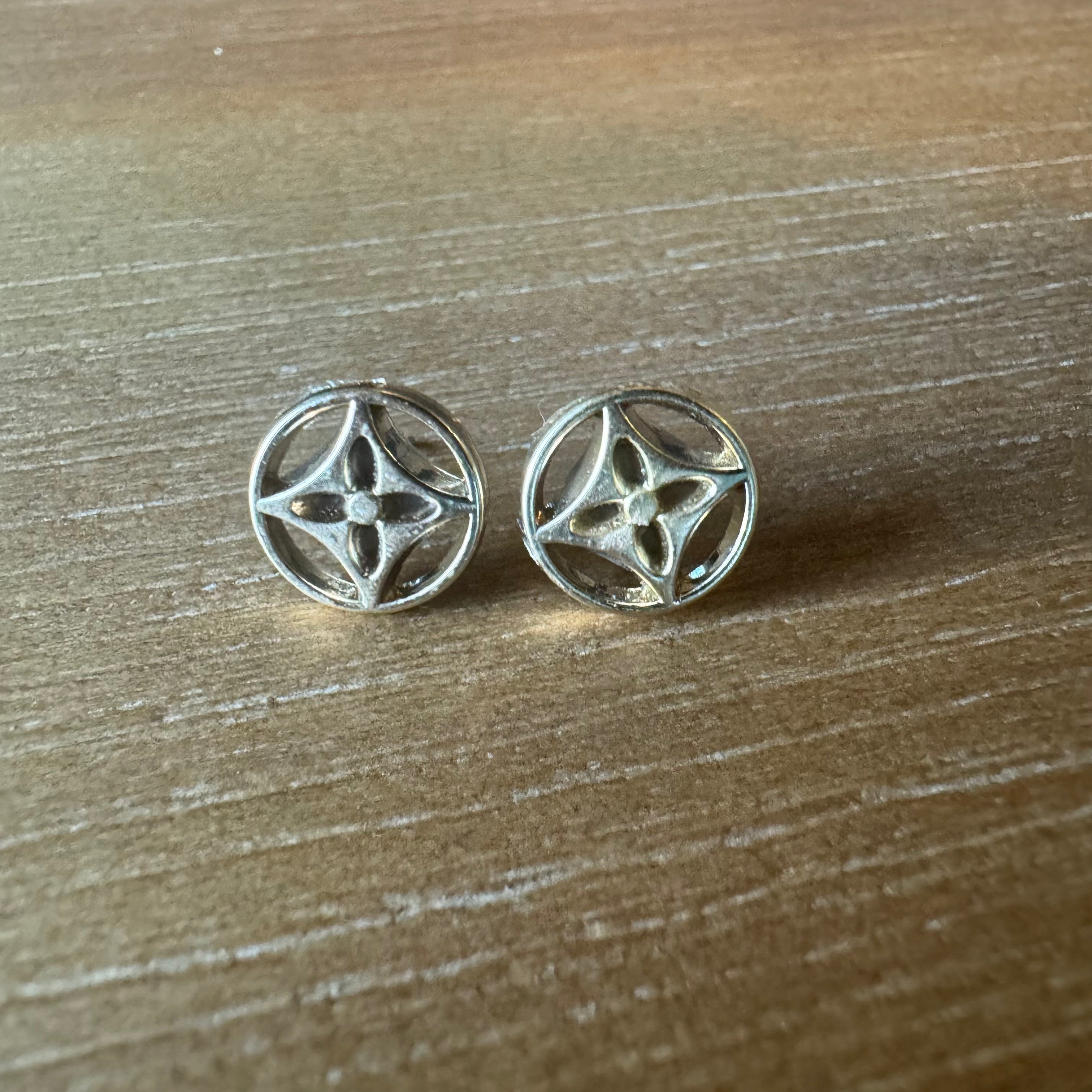 Gold Simple Stud Earrings