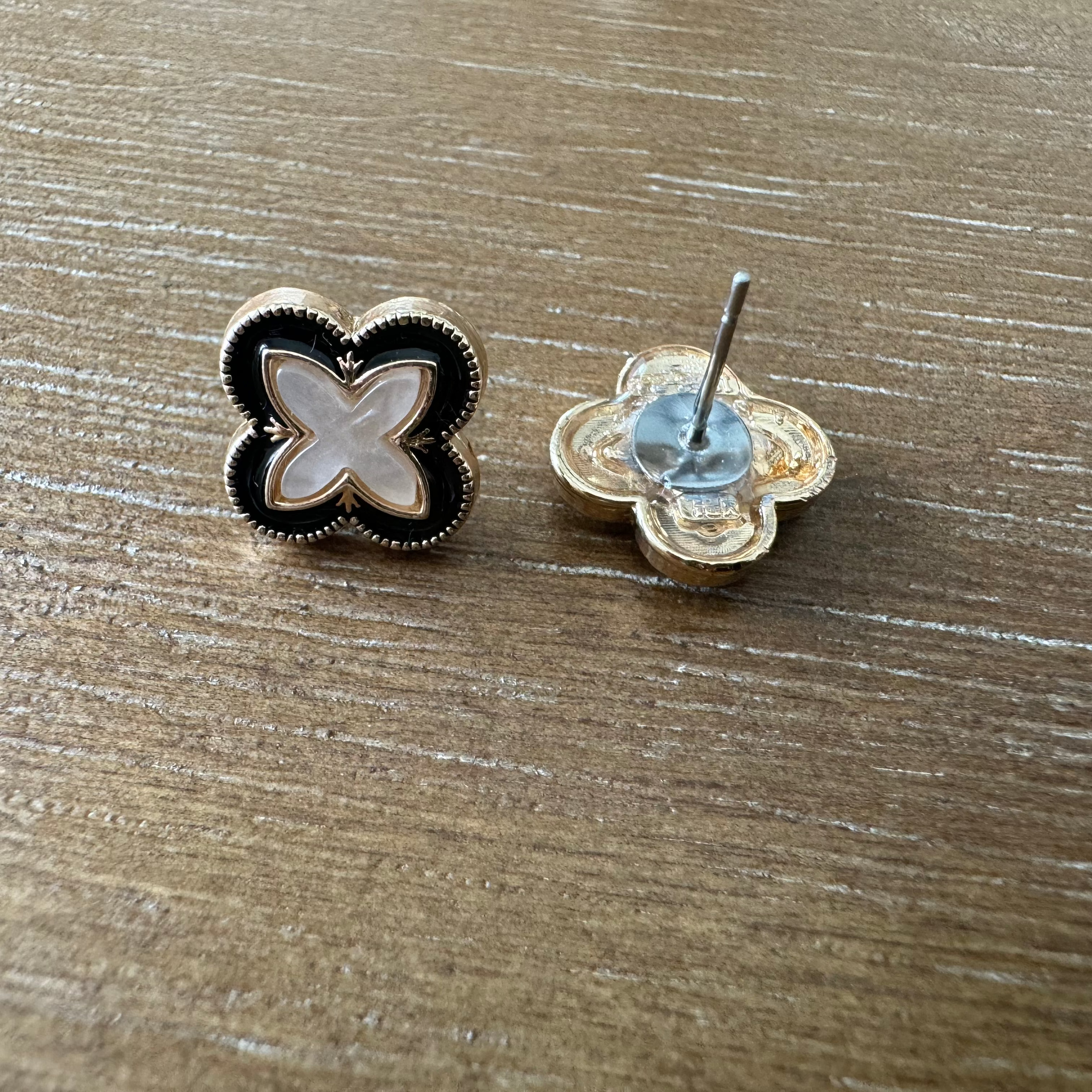 Pearl White and Black Enamel Stud Earrings