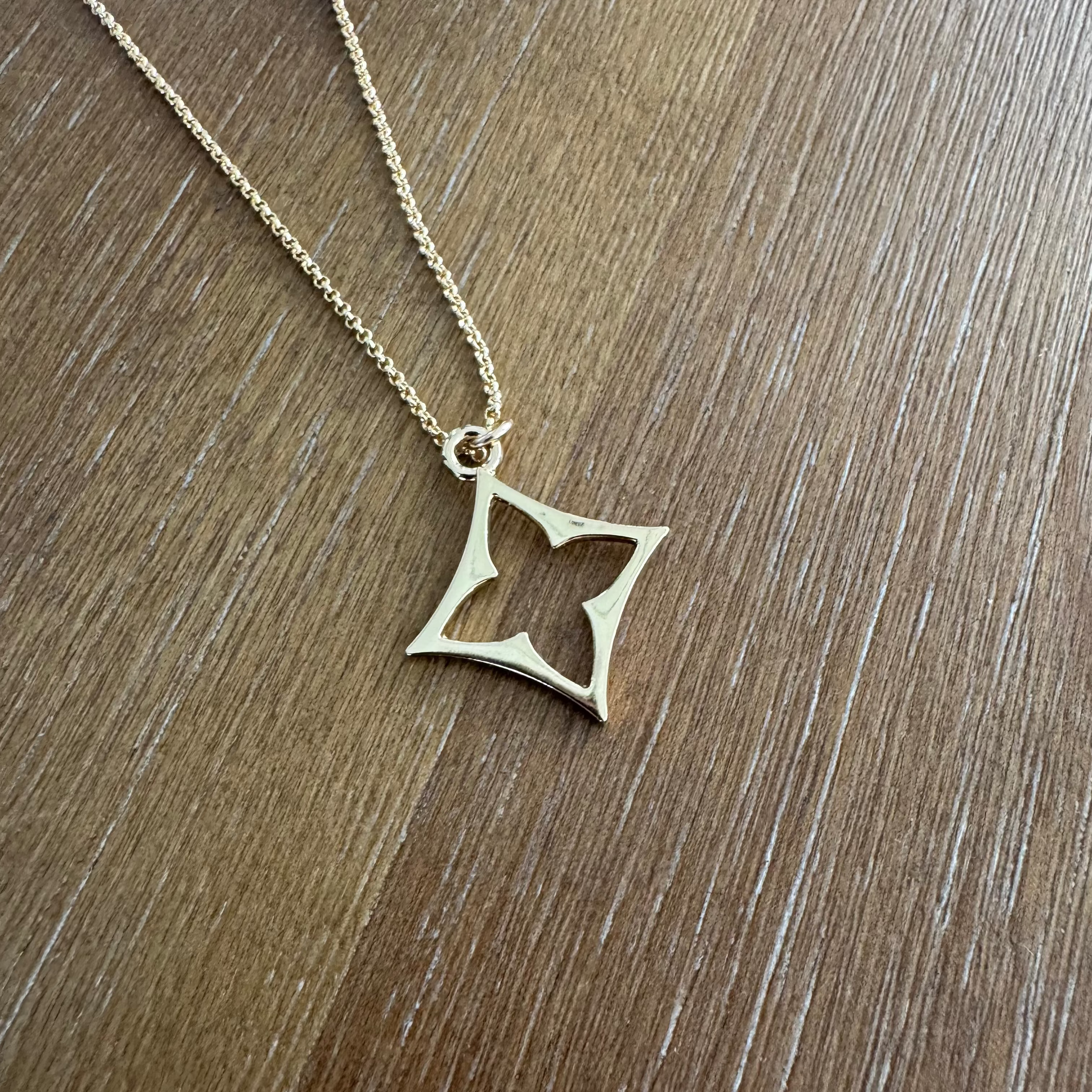 Gold Clover Cutout Necklace