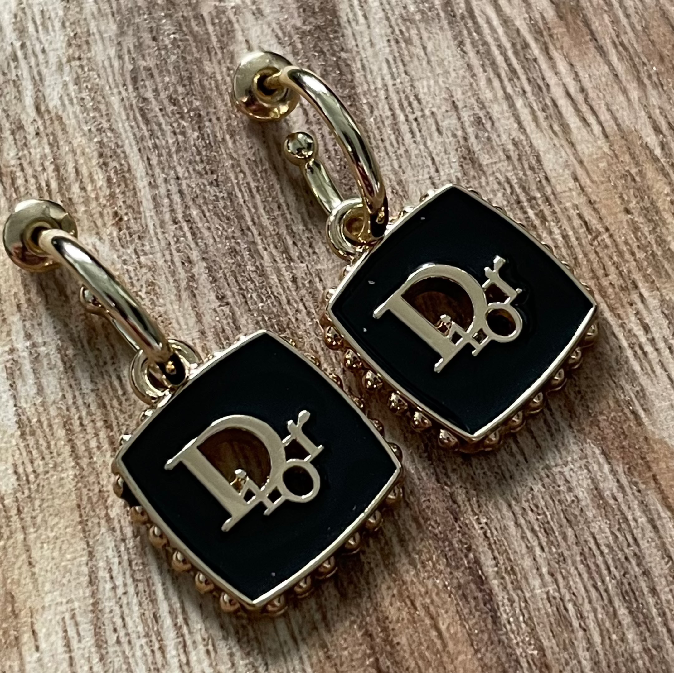 Black Square Enamel on Huggies