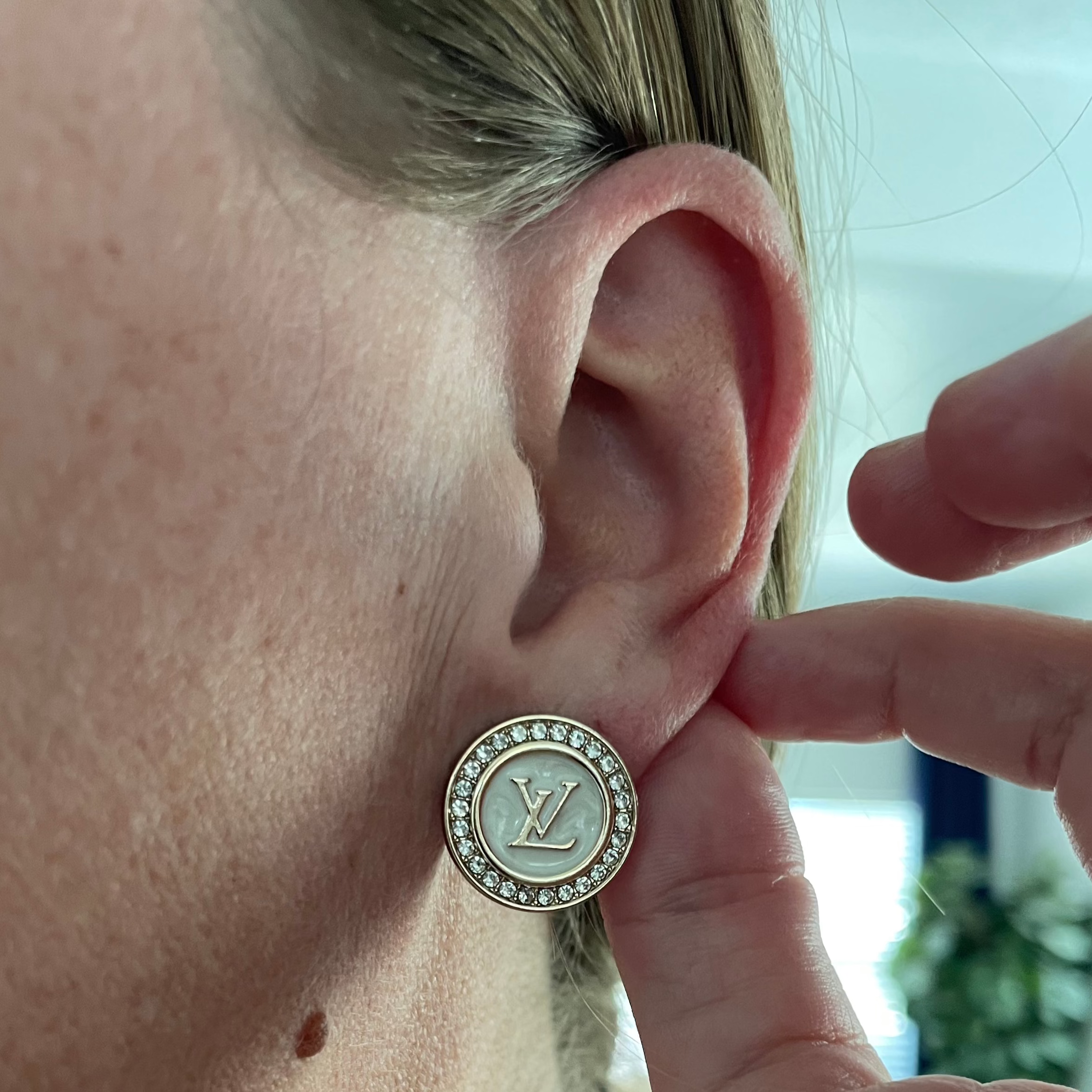 White Pearl Enamel and Crystal Round Stud Earrings