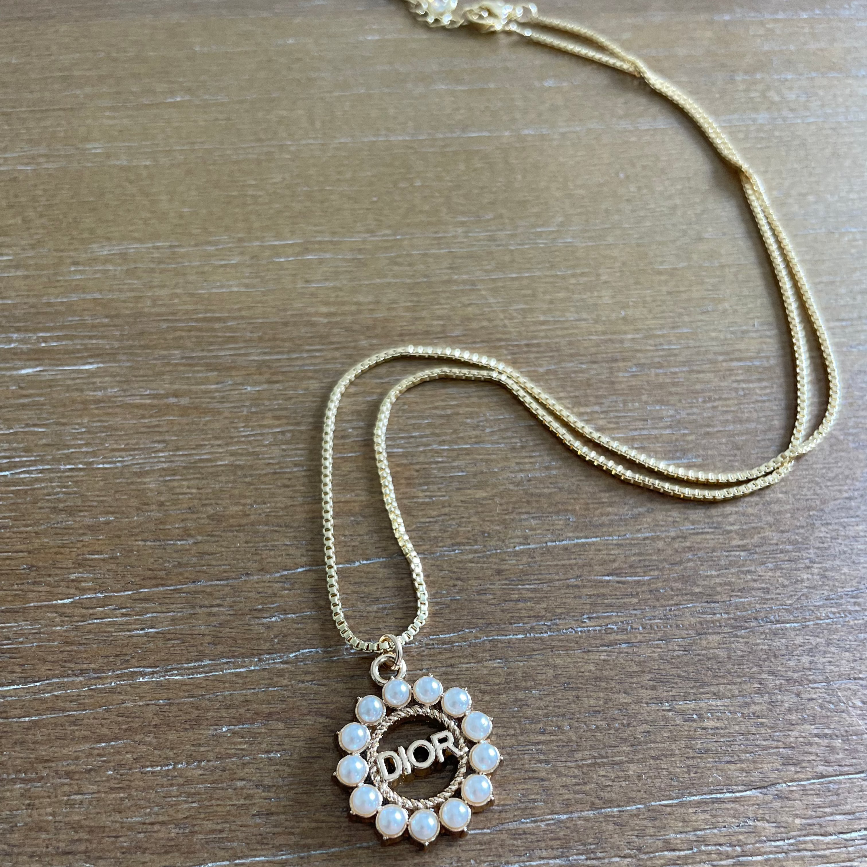 Pearl Surround Necklace