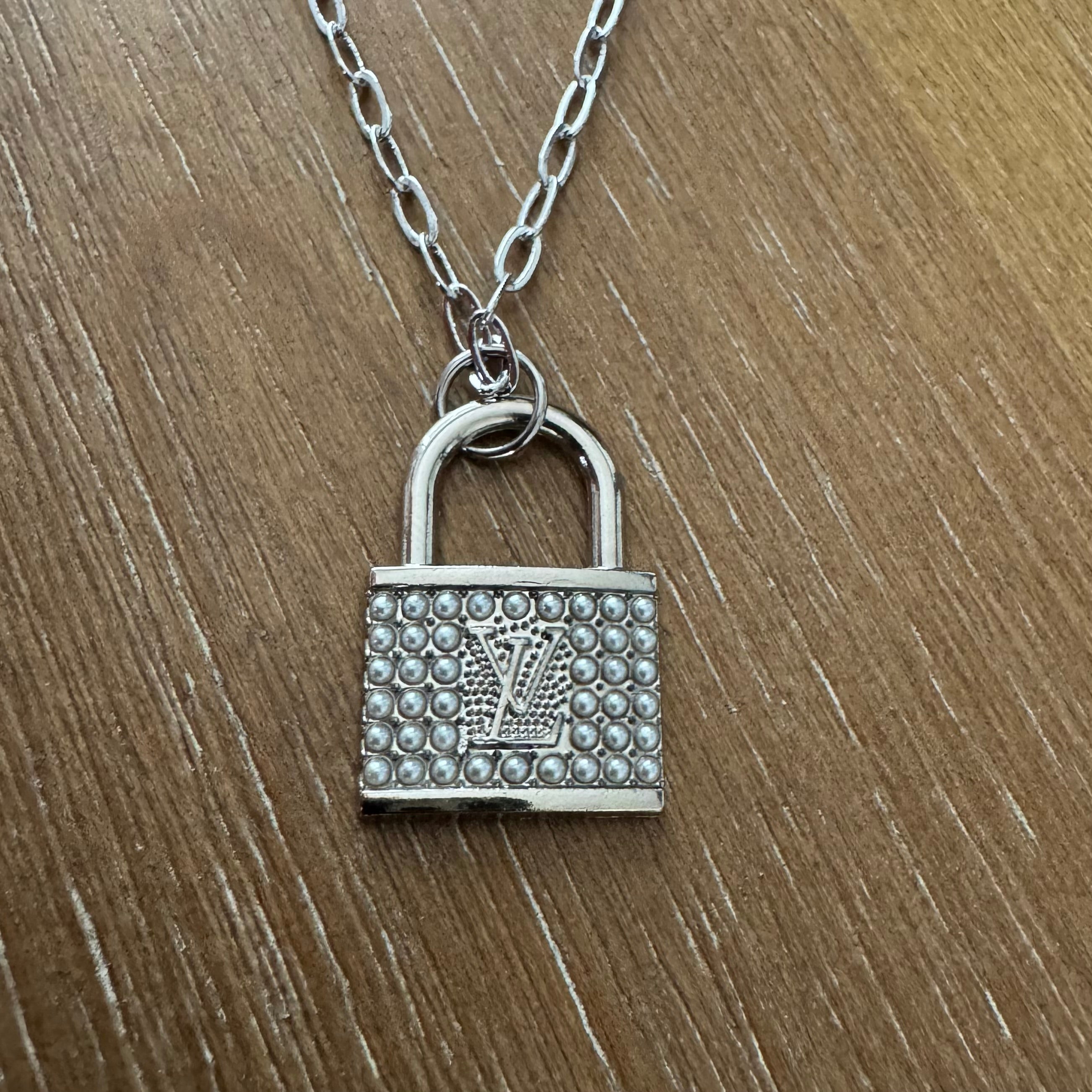 Silver and Pearl Lock Necklace