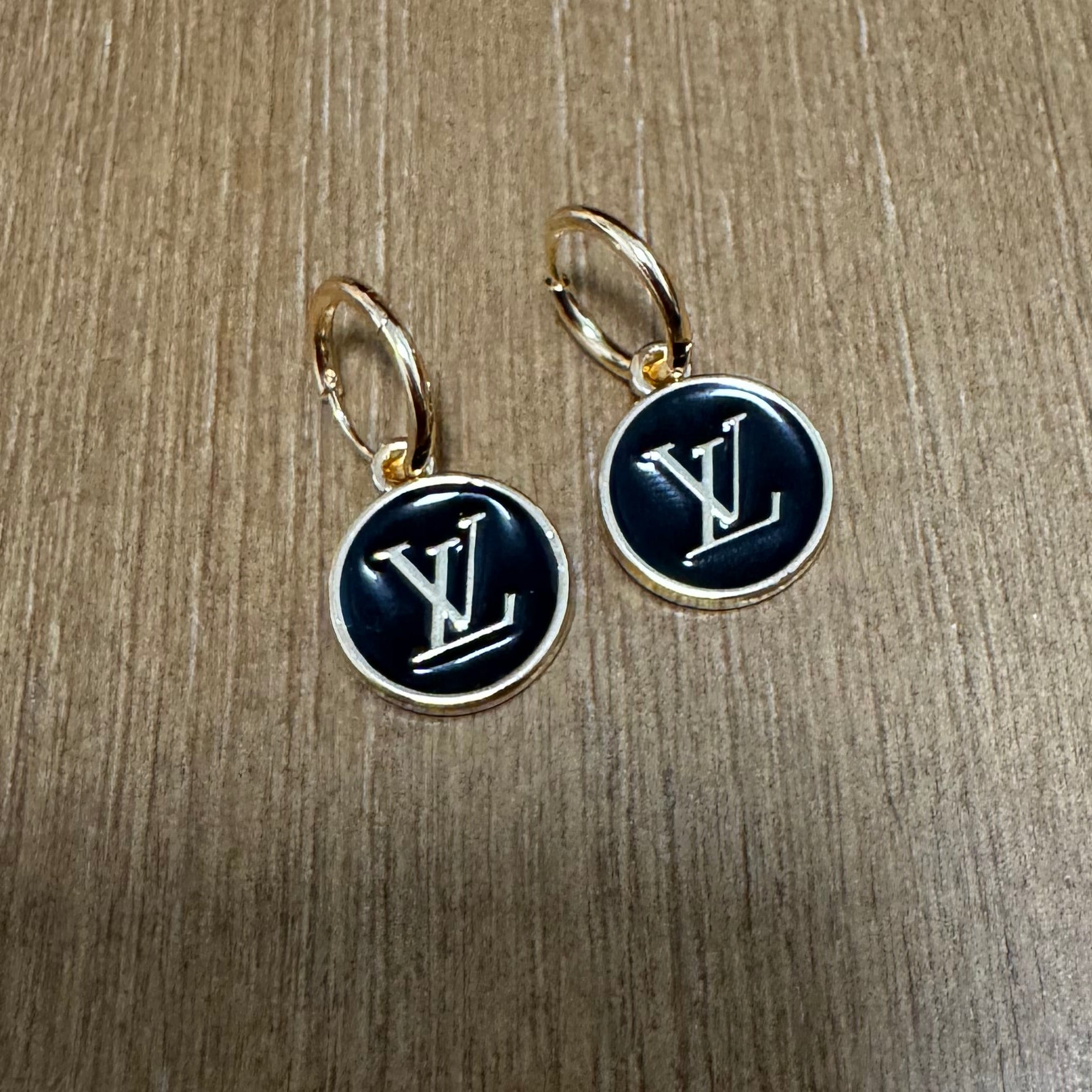 Black Enamel Round Huggies