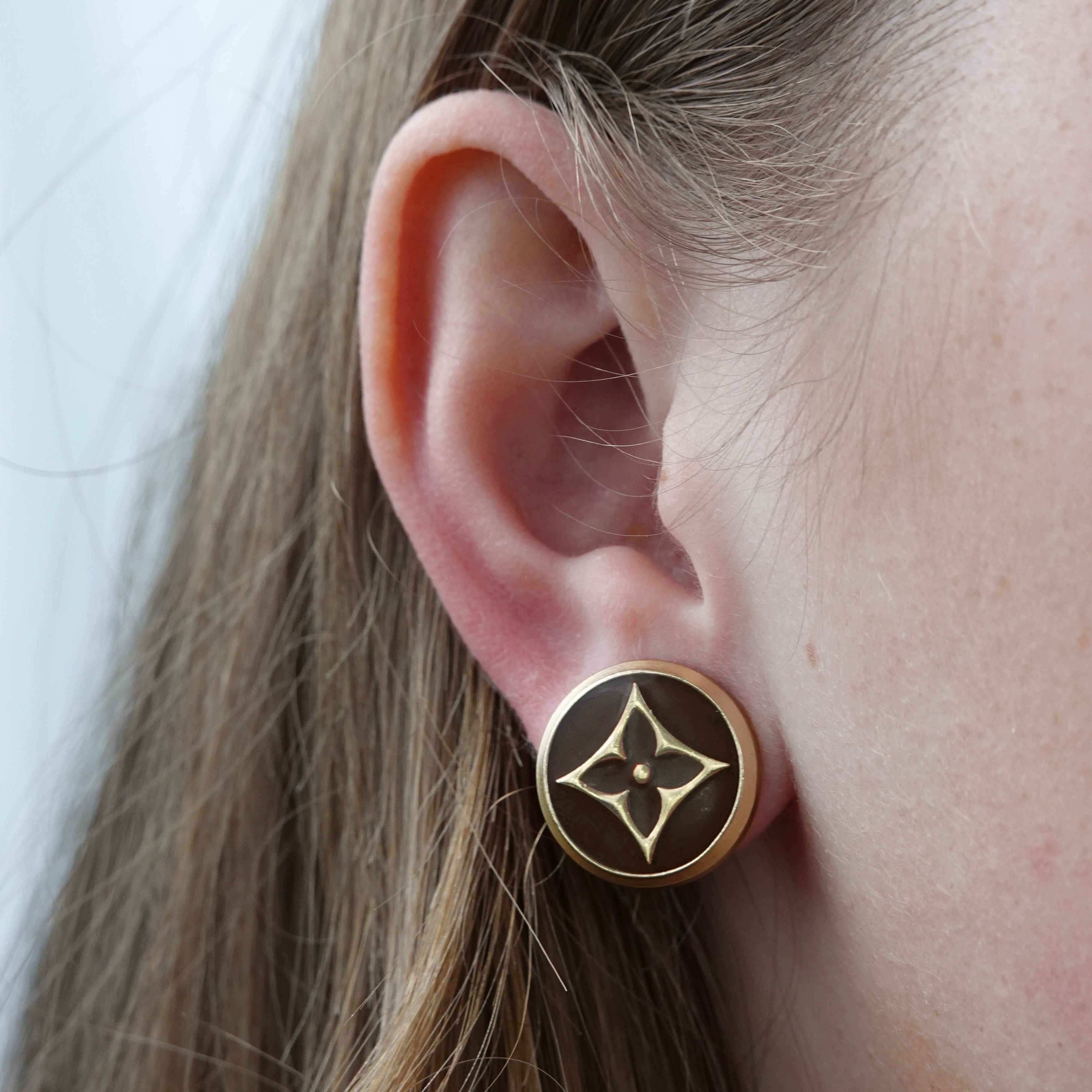 Brown Round and Gold Stud Earrings