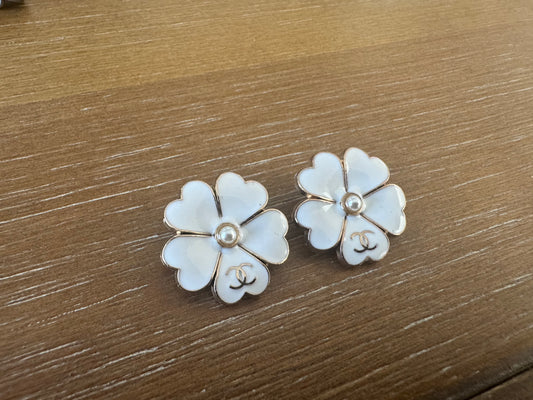 White Flower Stud Earrings