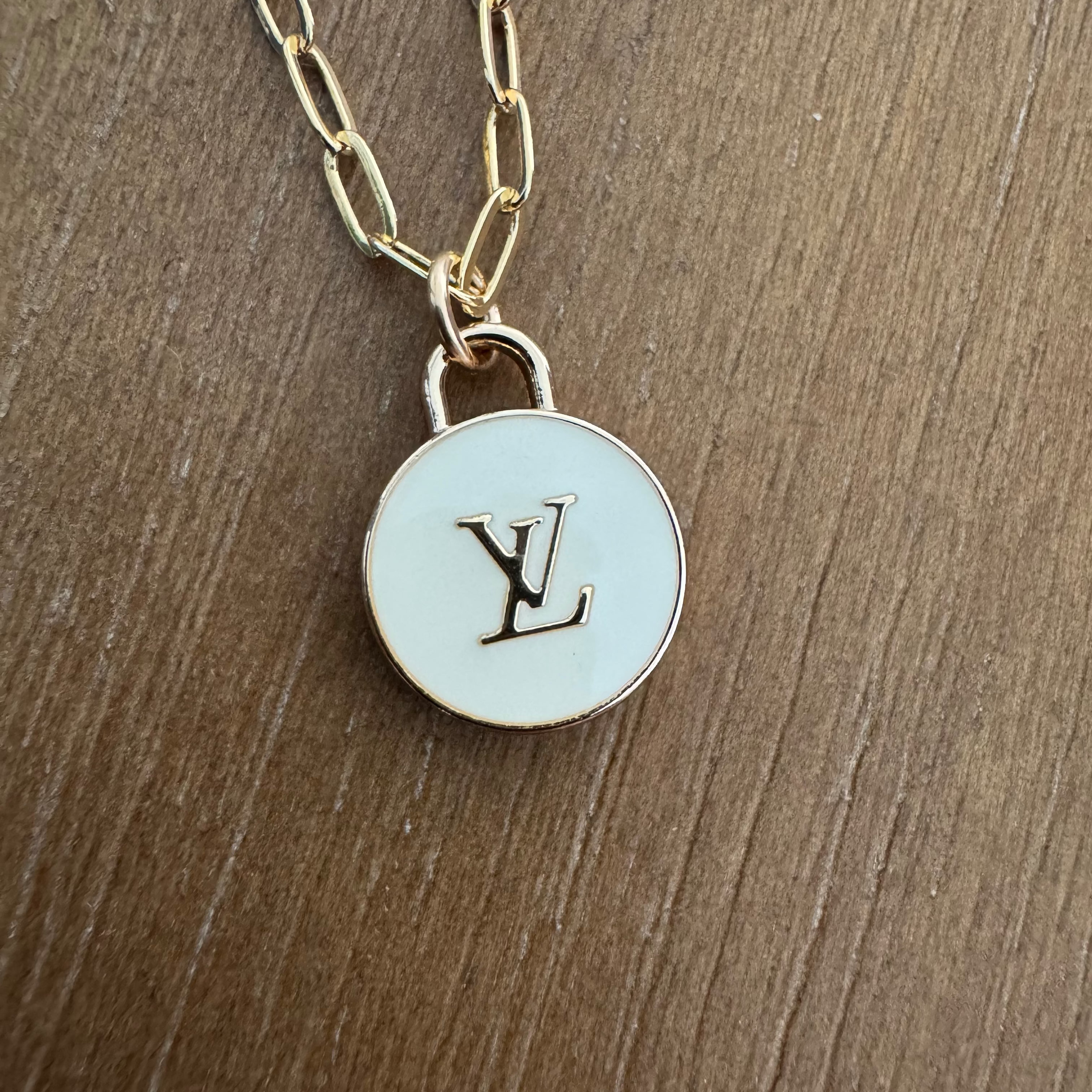 White Double Sided Enamel Round Necklace