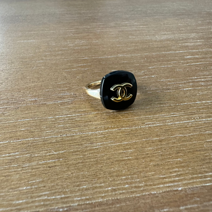 Black and Gold Rounded Square Ring