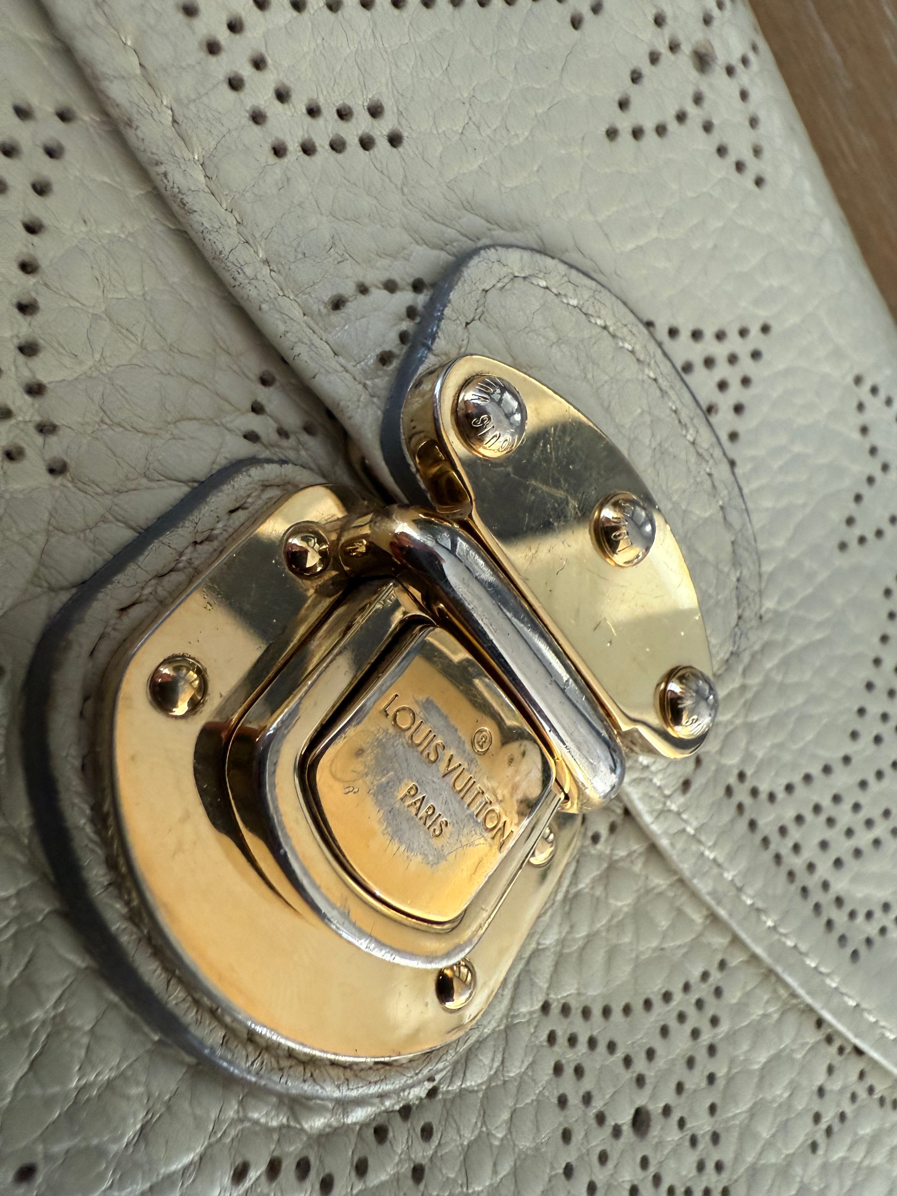 Cream Cross Body Wallet